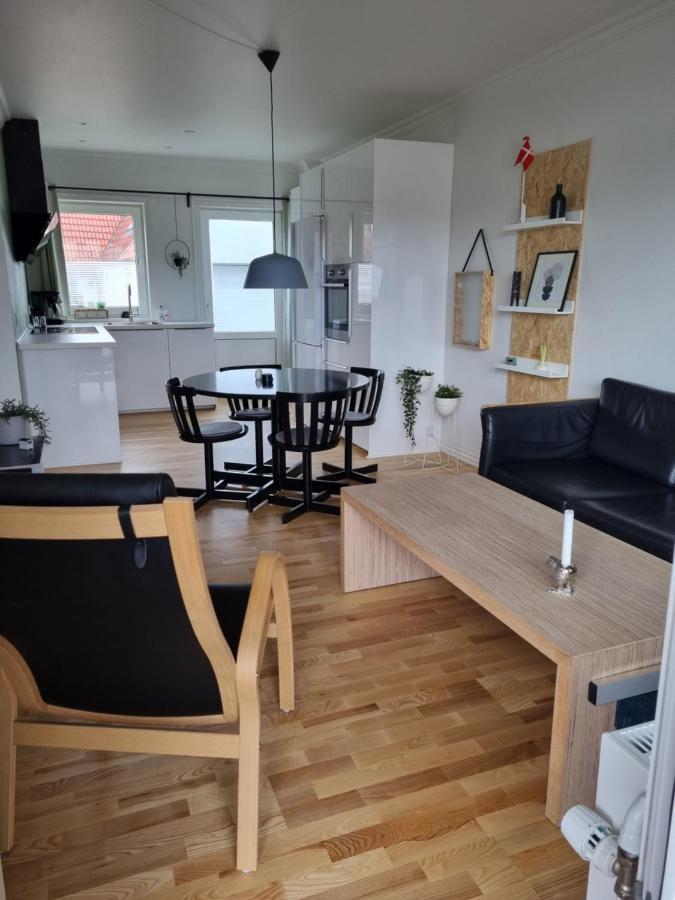 Lokken Centrum Ferielejlighed-Apartment 4E Kültér fotó